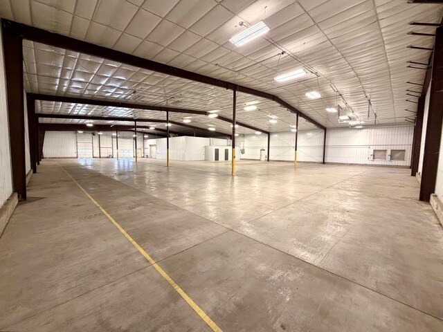 152 9th ave, Broken Bow, NE à louer - Photo de l’immeuble – Image 3 sur 8