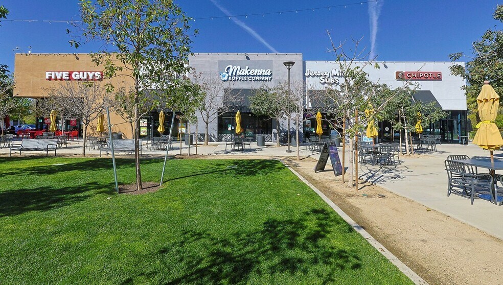 8420-8440 Balboa Blvd, Northridge, CA à vendre - Photo de l’immeuble – Image 2 sur 9