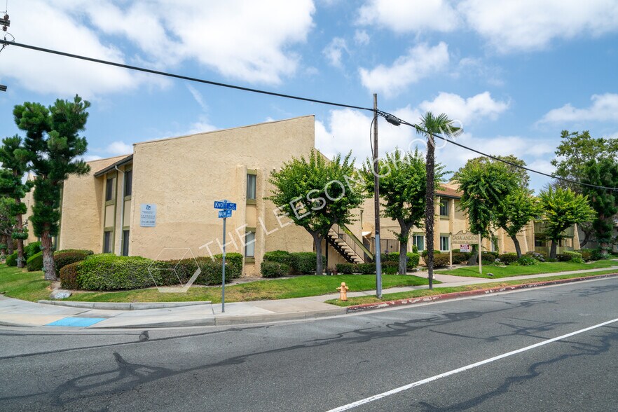 7531 Knott Ave, Buena Park, CA à vendre - Photo de l’immeuble – Image 2 sur 15
