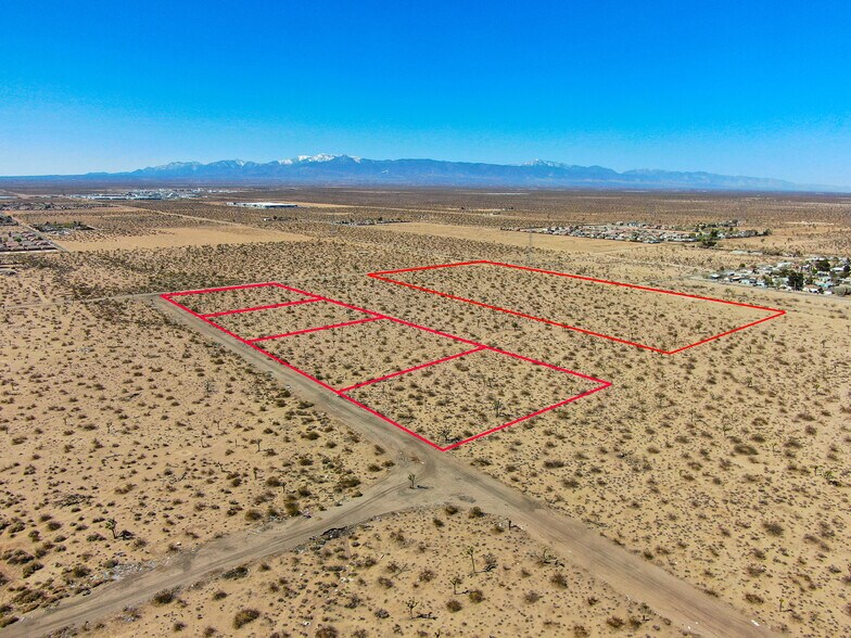 Auburn Avenue, Adelanto, CA à vendre - Photo de l’immeuble – Image 2 sur 5