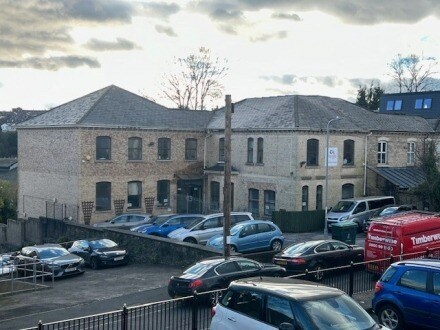 3 Gold Tops, Newport à vendre Photo principale– Image 1 sur 8