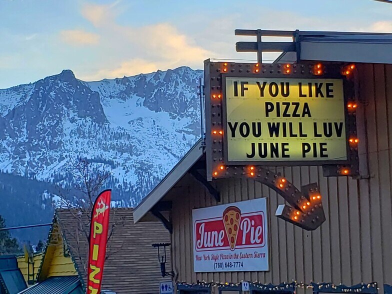 2588 Highway 158, June Lake, CA à vendre - Photo de l’immeuble – Image 3 sur 37