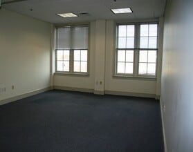 29 Water St, Newburyport, MA à louer Photo intérieure– Image 2 sur 4