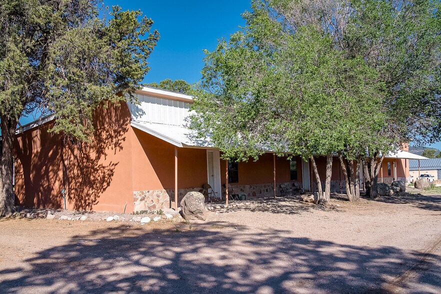 1 Highway 60, Datil, NM à vendre - Photo de l’immeuble – Image 2 sur 27