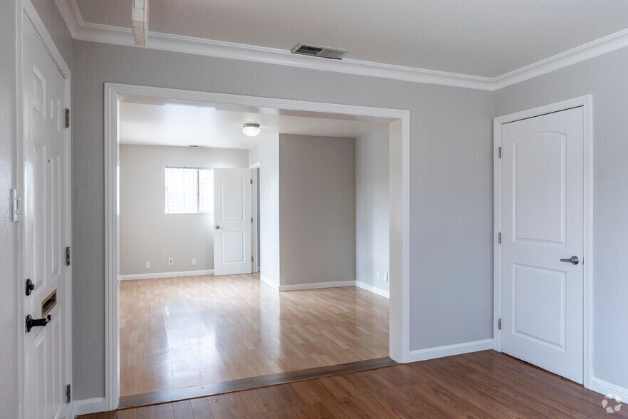 521 S Bascom Ave, San Jose, CA à vendre - Photo intérieure – Image 3 sur 23