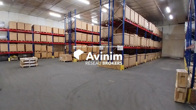 Plus de détails pour Industriel/Logistique à louer