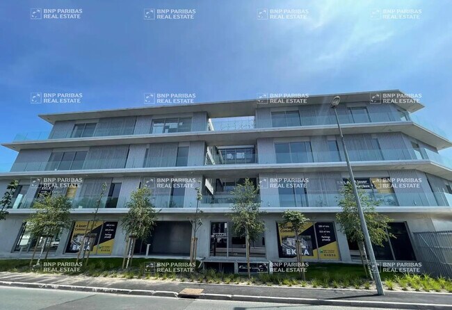 Plus de détails pour 43 Bis Rue De Pitoys, Anglet - Local commercial à vendre