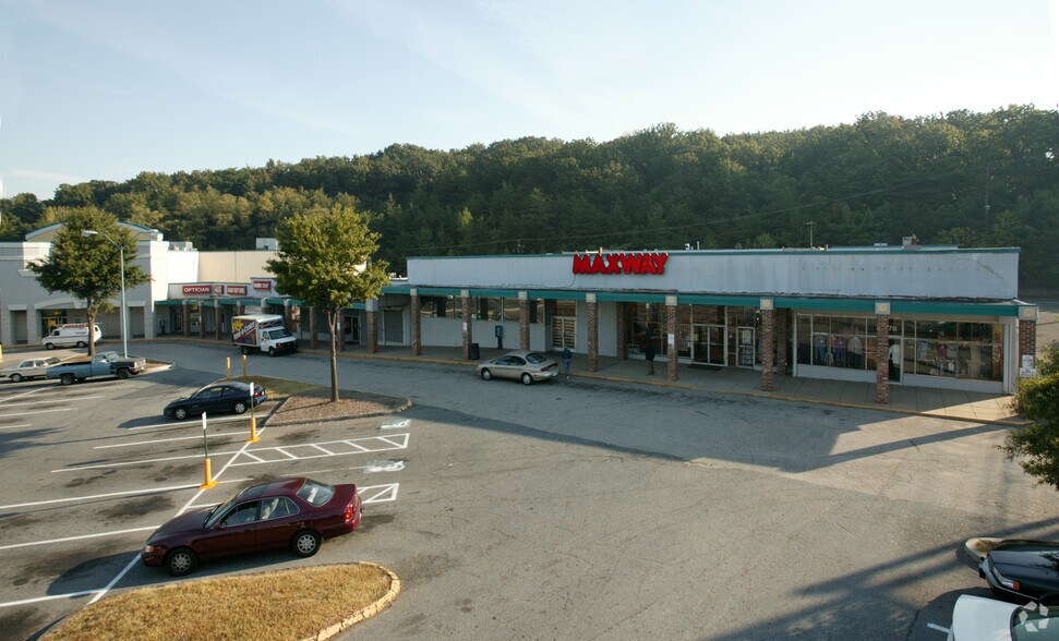 7710-7778 Landover Rd, Landover, MD à louer - Photo de l’immeuble – Image 3 sur 8