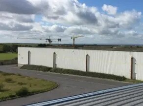 Industriel/Logistique dans La Veuve à louer - Photo de la construction – Image 2 sur 2