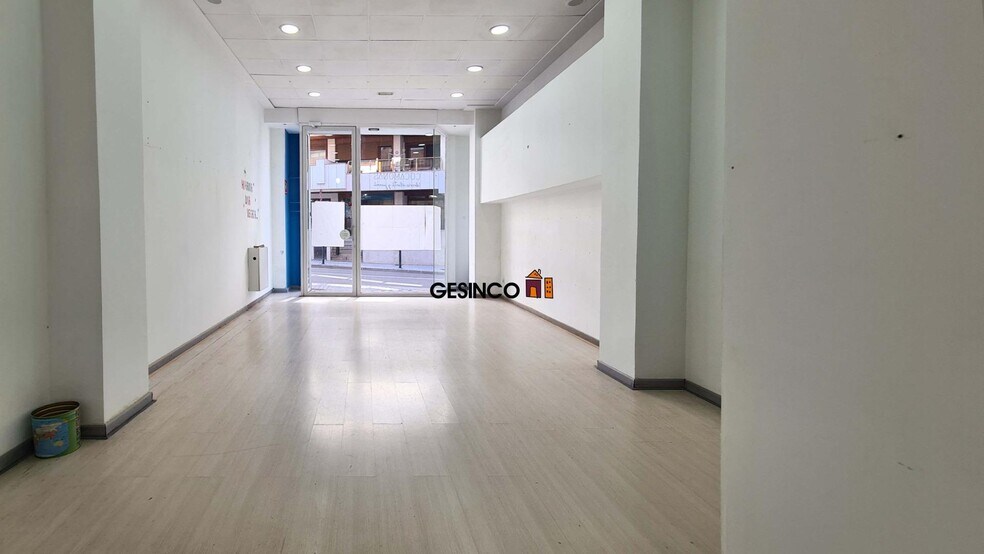 Local commercial dans Ontinyent, Valencia à louer - Photo de l’immeuble – Image 2 sur 7