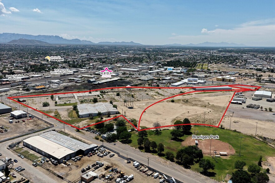 1053 Hayner Ave, Las Cruces, NM à vendre - Aérien – Image 1 sur 18