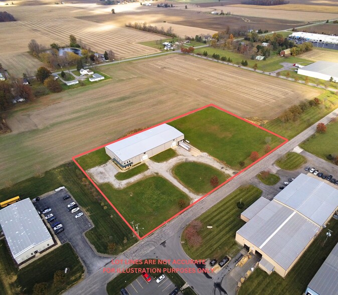 604 E Montford Ave, Ada, OH à vendre - Photo de l’immeuble – Image 1 sur 33
