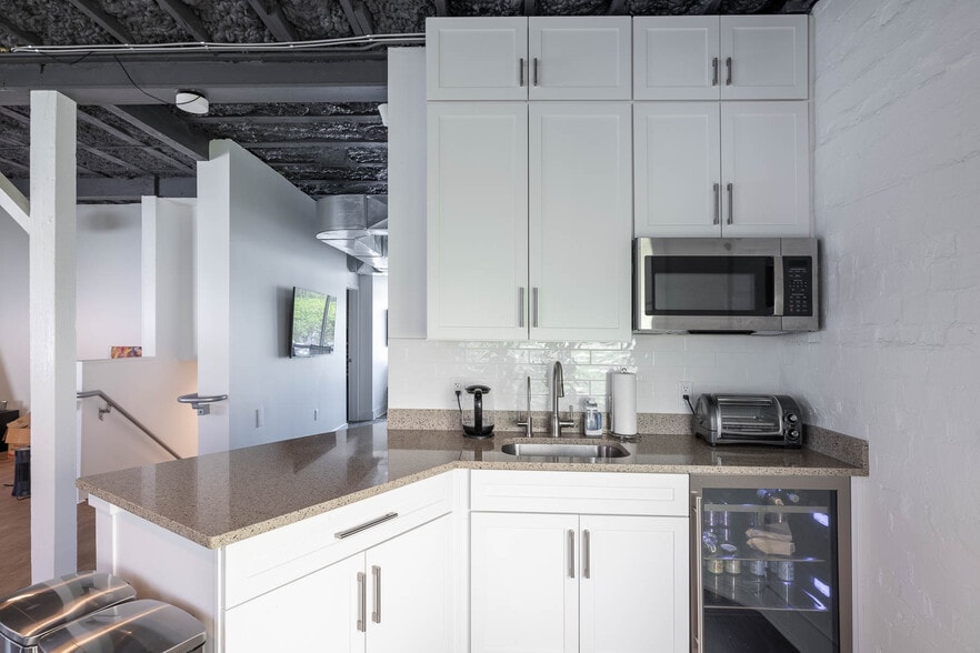 1107 Margaret St, Jacksonville, FL à louer - Photo de l’immeuble – Image 3 sur 26