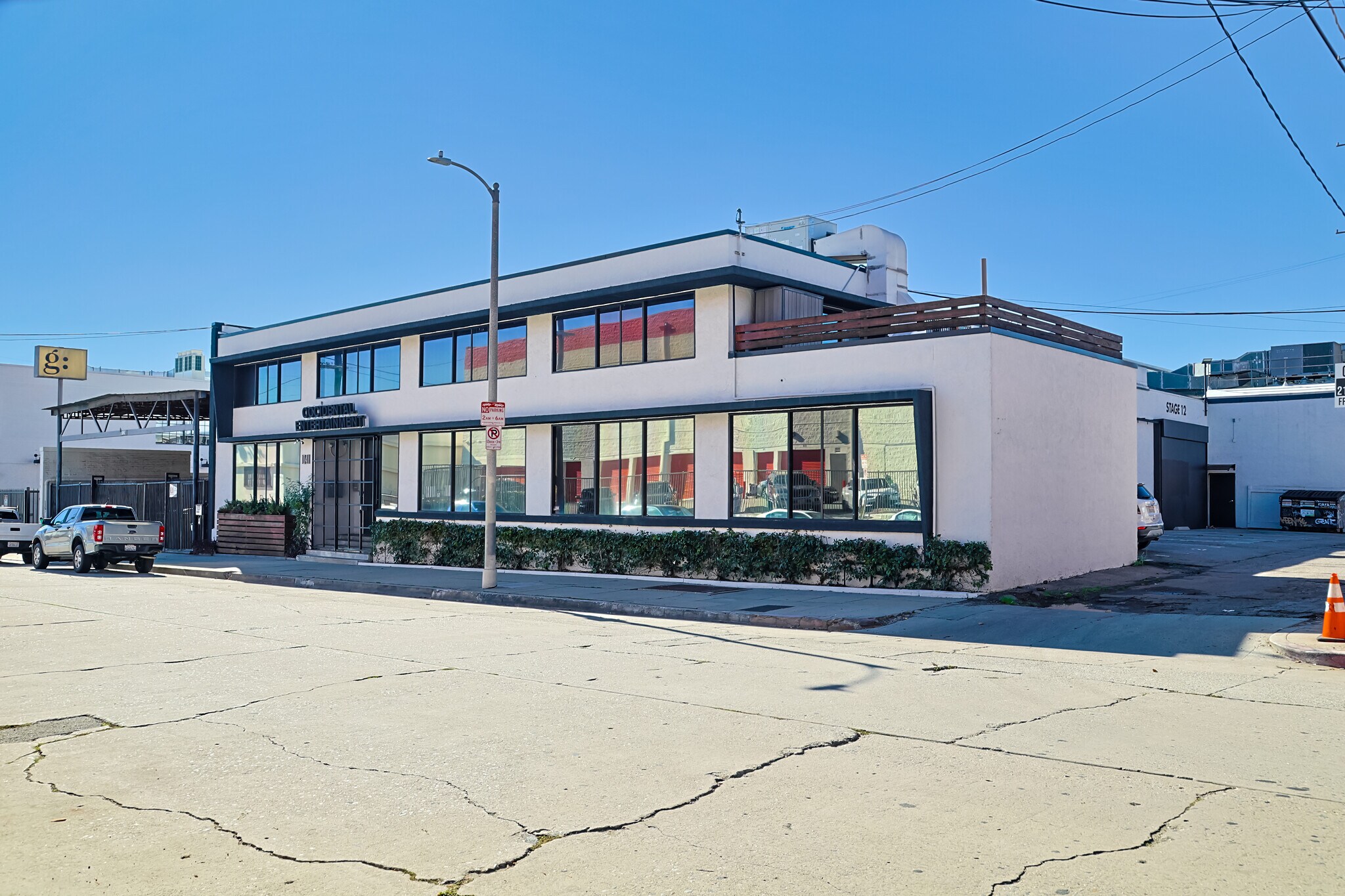 1041 N Mansfield Ave, Los Angeles, CA à vendre Photo principale– Image 1 sur 26