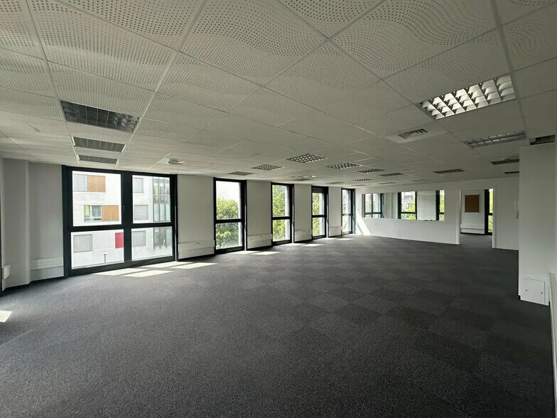 Bureau dans Strasbourg à louer - Photo de l’immeuble – Image 2 sur 7