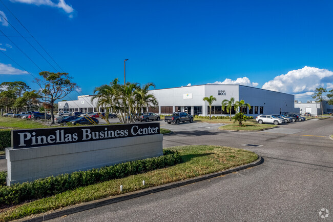 Plus de détails pour 11001 Roosevelt Blvd, Saint Petersburg, FL - Industriel/Logistique à louer