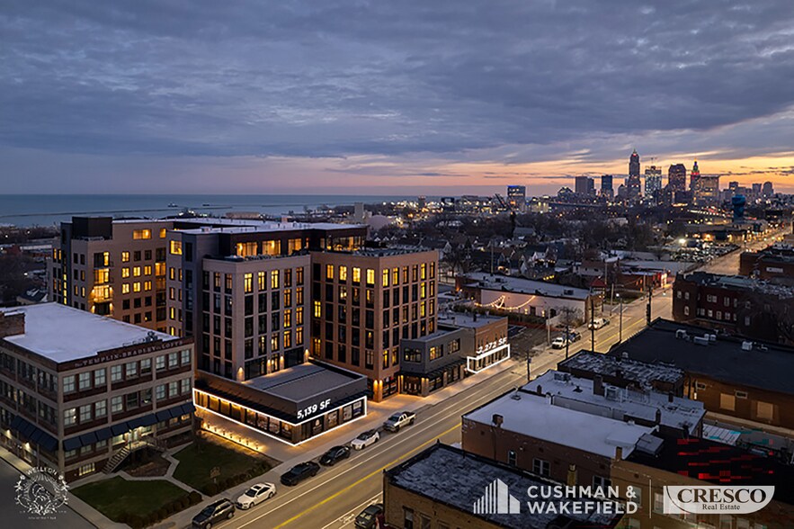 5454 Detroit Ave, Cleveland, OH à louer - Photo de l’immeuble – Image 1 sur 5