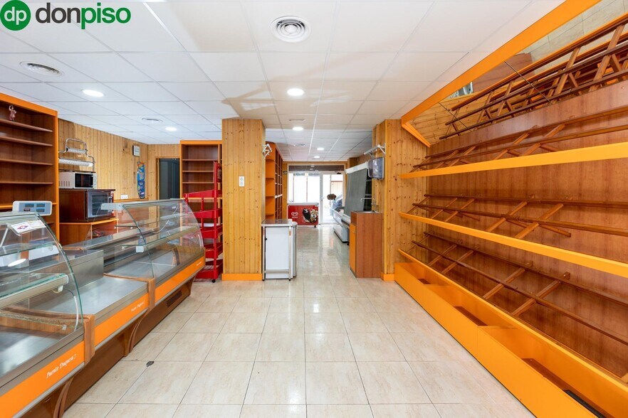 Local commercial dans Las Gabias à vendre - Photo intérieure – Image 2 sur 24