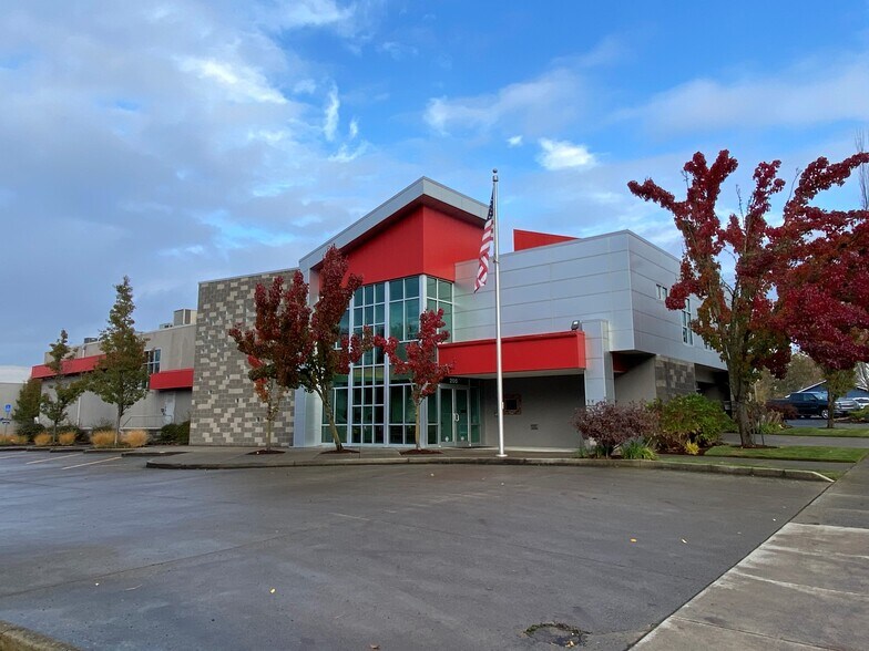 205 Columbia St NE, Salem, OR à louer - Photo de l’immeuble – Image 3 sur 17