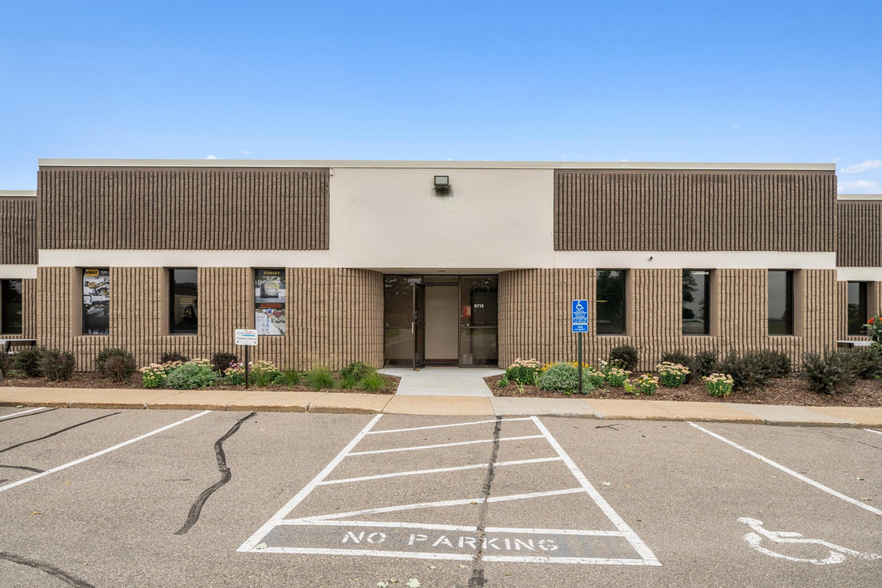 9701-9727 Valley View Rd, Eden Prairie, MN à louer - Photo de l’immeuble – Image 1 sur 10