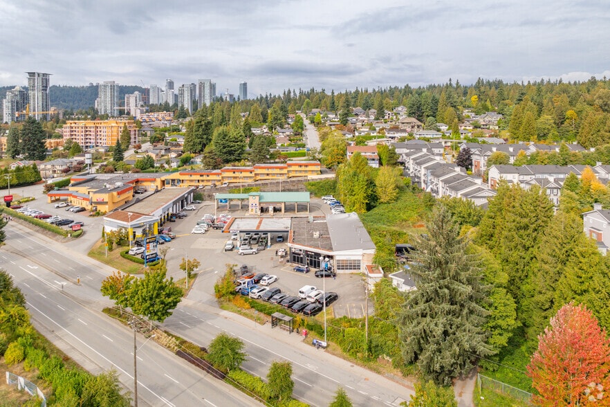 641 Lougheed Hwy, Coquitlam, BC à louer - Aérien – Image 2 sur 2