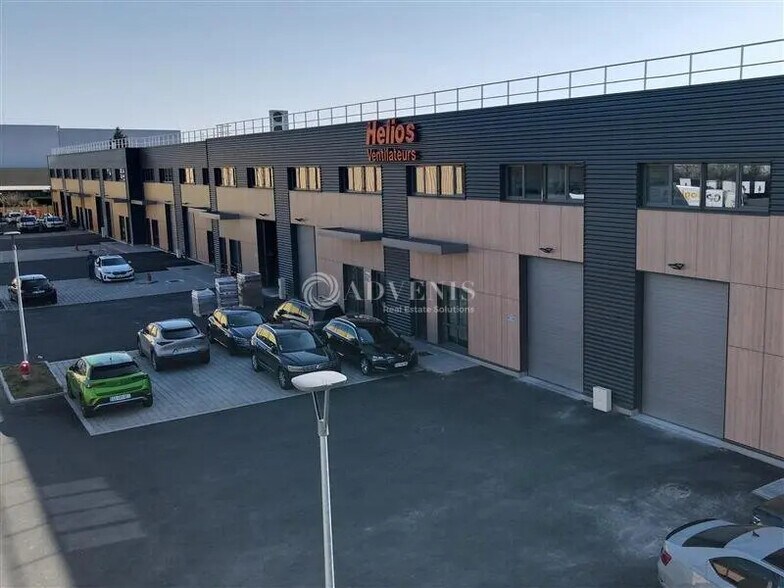 Local d’activités dans Molsheim à louer - Photo de l’immeuble – Image 2 sur 9