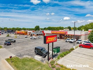 Plus de détails pour 6200 University Ave, Cedar Falls, IA - Local commercial à vendre