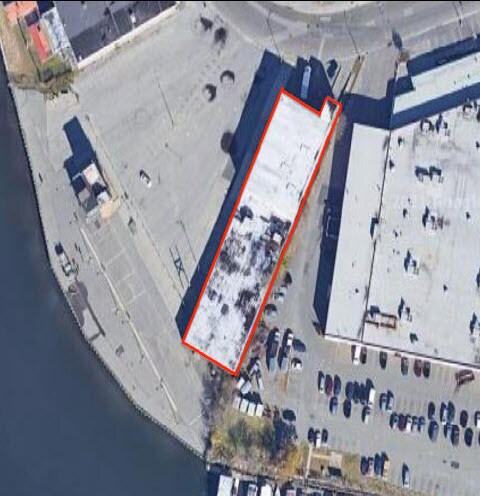 210 Hanse Ave, Freeport, NY à louer - Photo de l’immeuble – Image 3 sur 15