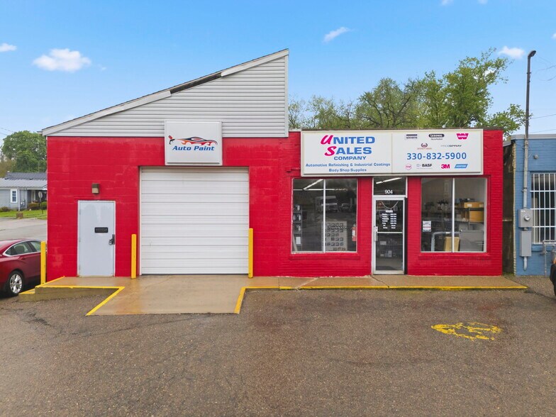 904 Erie St S, Massillon, OH à vendre - Photo de l’immeuble – Image 2 sur 25