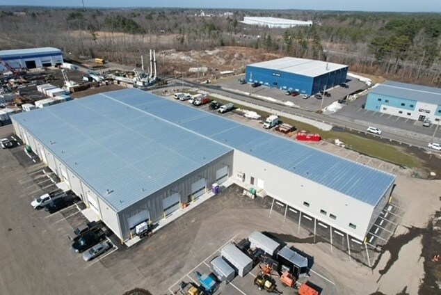 254 Pleasant St, West Bridgewater, MA à louer - Photo de l’immeuble – Image 2 sur 12