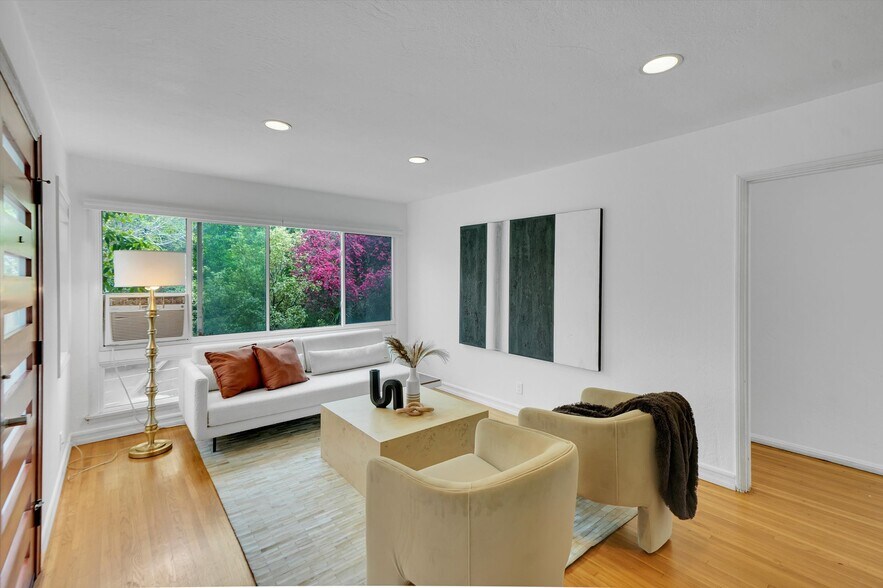 828 Hill St, Santa Monica, CA à vendre - Photo de l’immeuble – Image 2 sur 54