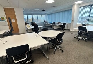 Hollymoor Way, Birmingham à louer Photo intérieure– Image 1 sur 3