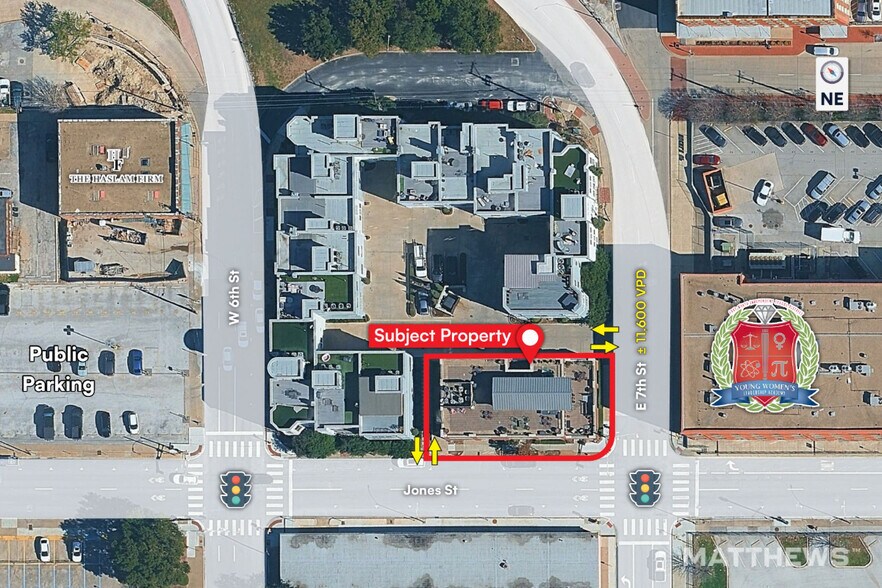 715 Jones St, Fort Worth, TX à louer - Photo de l’immeuble – Image 2 sur 4