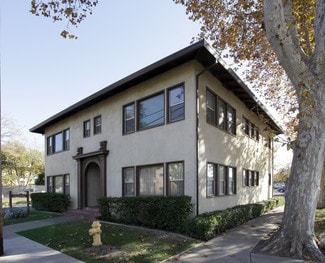 Plus de détails pour 902 Court St, Woodland, CA - Bureau à vendre
