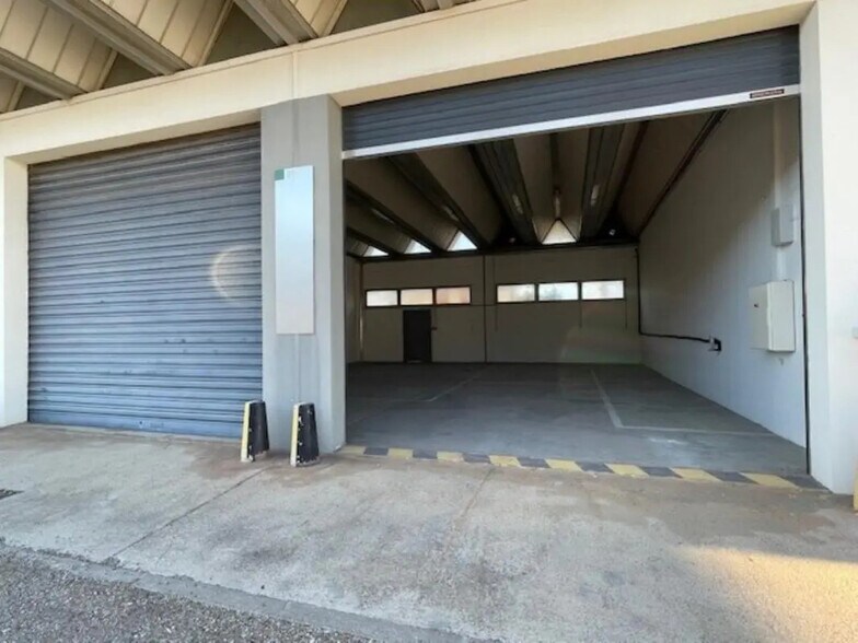Local d’activités dans Vendargues à louer - Photo de l’immeuble – Image 3 sur 23
