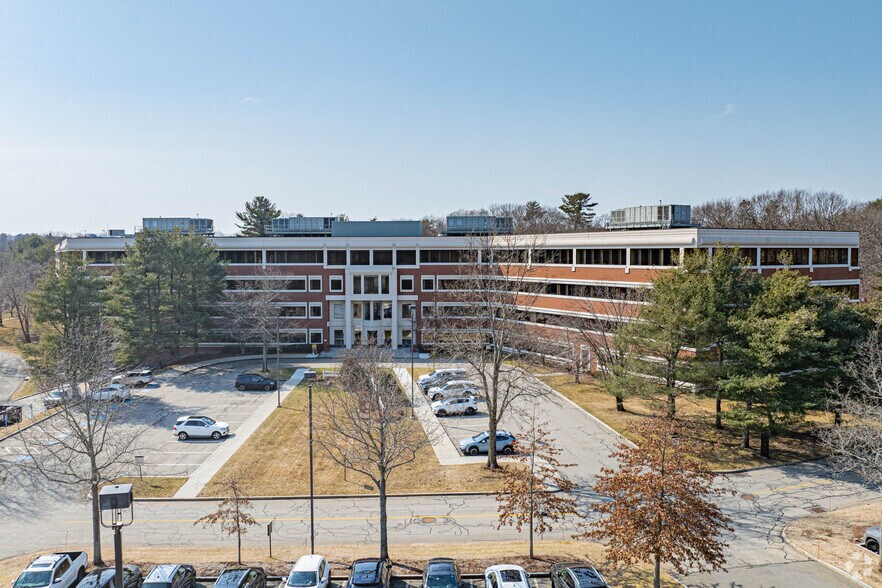 100 Lowder Brook Dr, Westwood, MA à louer - Photo de l’immeuble – Image 2 sur 5
