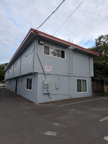 215 Coventry Dr, Stockton, CA à vendre - Photo de l’immeuble – Image 3 sur 12