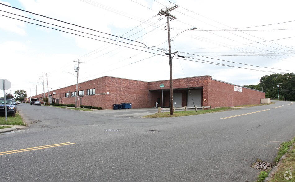 15-43 Marne St, Hamden, CT à louer - Photo de l’immeuble – Image 3 sur 5
