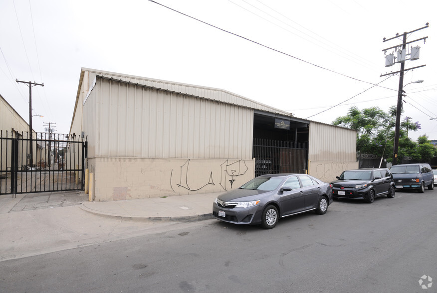 2300-2320 N Alameda St, Compton, CA à louer - Photo principale – Image 1 sur 8