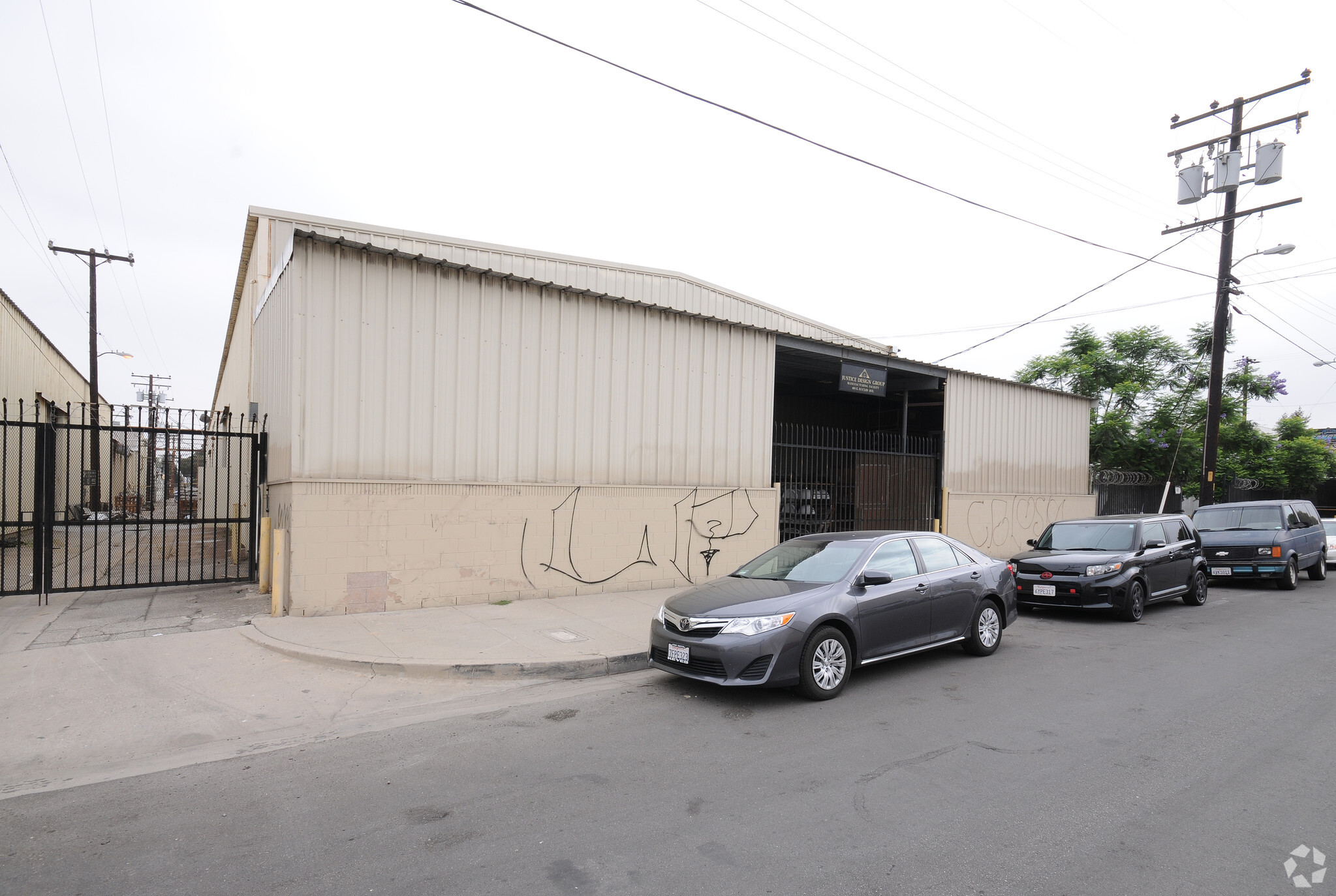 2300-2320 N Alameda St, Compton, CA à louer Photo principale– Image 1 sur 9