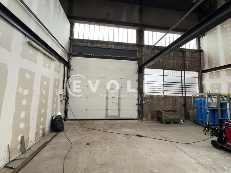 Local d’activités dans Feyzin à louer - Photo intérieure – Image 3 sur 8