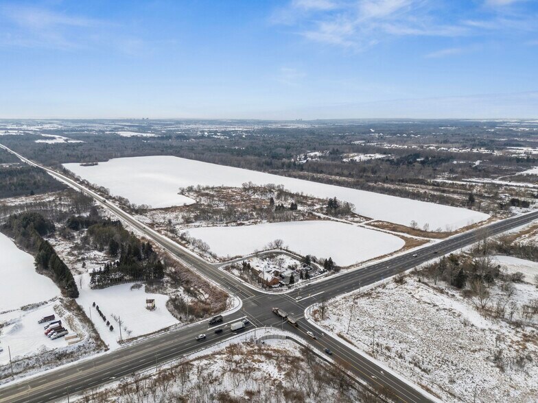 3445-3447 Highway 7, Pickering, ON à vendre - Photo de l’immeuble – Image 1 sur 2