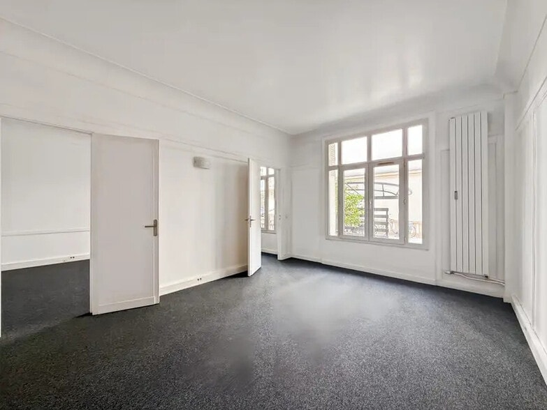 Bureau dans Paris à louer - Photo de l’immeuble – Image 1 sur 6