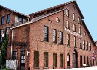 Plus de détails pour 108 E Strand St, Kingston, NY - Local commercial à vendre