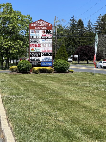 479 Rt 79, Morganville, NJ à louer - Photo de l’immeuble – Image 1 sur 9