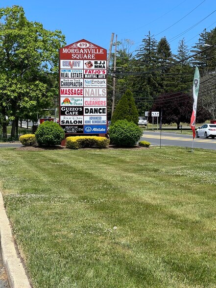 479 Rt 79, Morganville, NJ à louer - Photo de l’immeuble – Image 3 sur 9