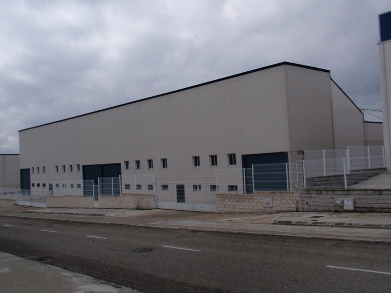 Avenida de las Retamas, 12, Casarrubios del Monte, Toledo à vendre - Photo de l’immeuble – Image 1 sur 14