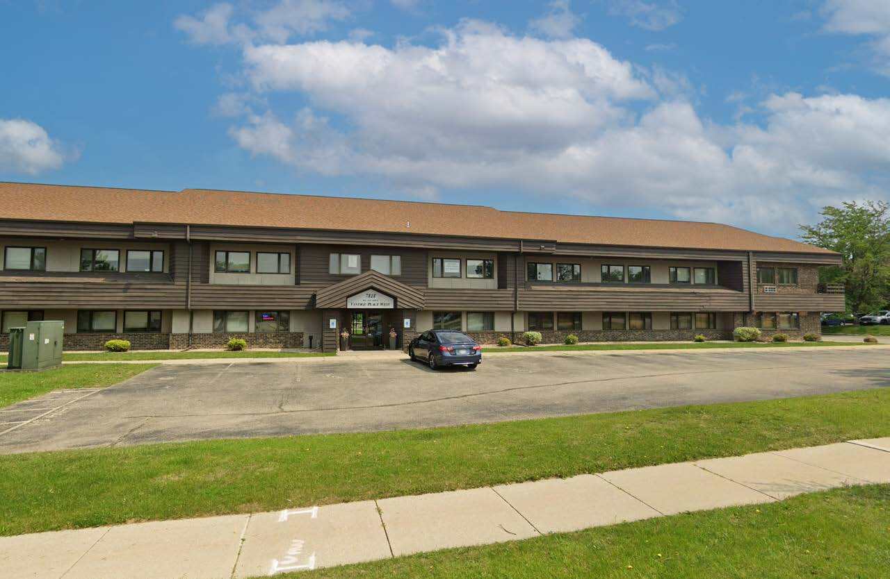 7818 Big Sky Dr, Madison, WI à louer Photo de l’immeuble– Image 1 sur 8