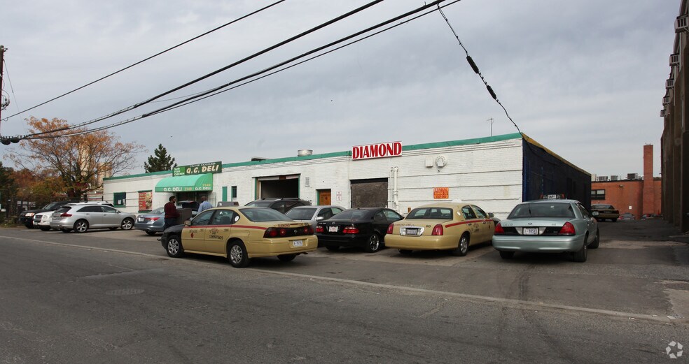 2149 Queens Chapel Rd NE, Washington, DC à louer - Photo de l’immeuble – Image 3 sur 3