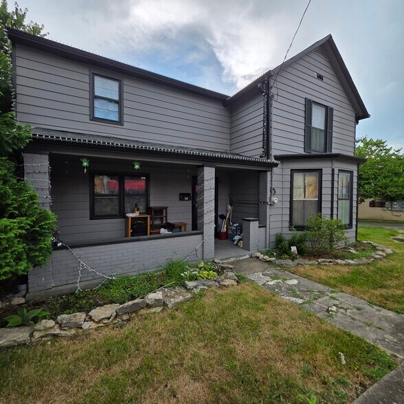 214 Stanford Ave, Danville, KY à vendre - Photo principale – Image 1 sur 1